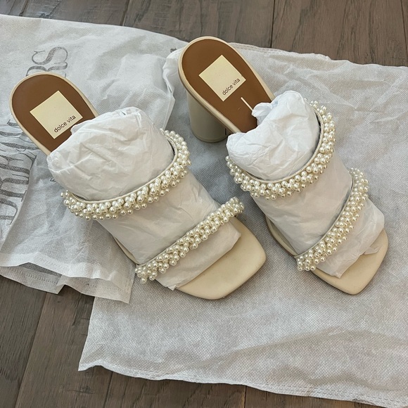 Dolce Vita Pearl Heel - Picture 3 of 6